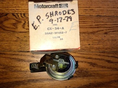 Ford Granada Maverick Mercury Comet Monarch 1975 Motorcraft V8 302 válvula EGR nuevo de stock Foto 1 de 4
