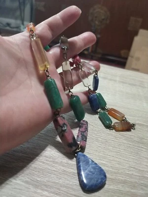 Collar vintage de piedras preciosas de cristal años 70. Sodalita, ágata, citrino, más Foto 1 de 4