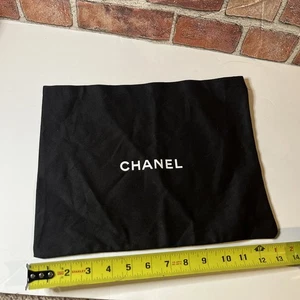 CHANEL Staubbeutel 13 x 11 cm - schwarz - Bild 1 von 5