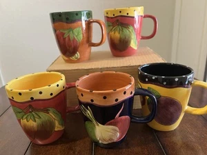 Juego de 5 tazas de café Laurie Gates patrón de verduras/puntos de aproximadamente 4 3/8 de alto - Imagen 1 de 8