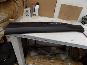 GENUINE Citroen C4 2020 Onwards Front Door Lower Trim Moulding 98306608XT - Picture 1 of 1