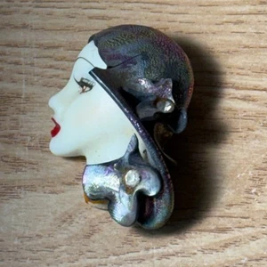Vintage Janetta Brooch Fashion Lady Head In A Hat Acrylic Enamel Rhinestones - Picture 1 of 4