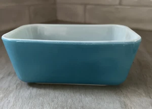 PYREX Primary Blue 502 Rectangular Dish Refrigerator Bottom Only - Picture 1 of 9