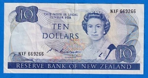 New Zealand $10 1985-89 P-172b Queen Elizabeth II Circulated Note NXF 669266 - Picture 1 of 4