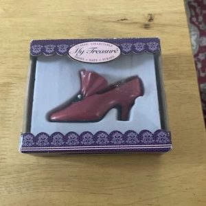 1999 Kingsbridge My Treasure Victorian High Heel Resin Shoe Miniature Decoration - Picture 1 of 2