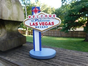 WELCOME TO LAS VEGAS SIGN Statue 6 inch *NEW* - Picture 1 of 4