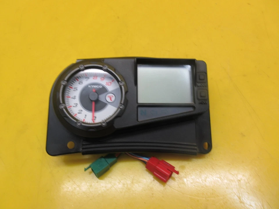 OEM 2010 10 KYMCO QUANNON 150 VELOCÍMETRO TACÓMETRO CALIBRE PANEL PANTALLA Foto 1 de 4