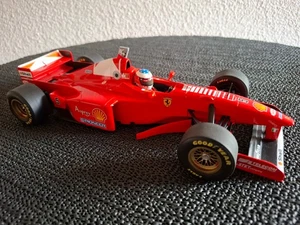 Michael Schumacher Ferrari F310/B 1997 1:18 Formel 1 - Bild 1 von 5