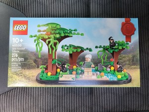 New LEGO A Jane Goodall Tribute Set 40530 Fast SHIPPING Perfect Box in hand