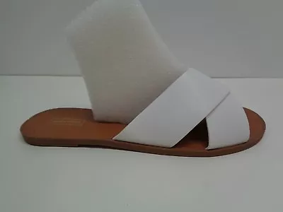 Alex Marie Size 9 M KALYN White Leather Crisscross Sandals New Womens Shoes - Image 1 of 4