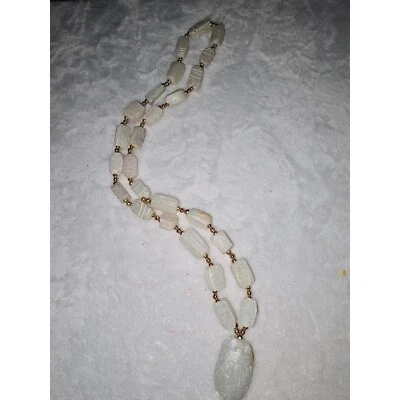 Collar de piedra egipcia tallada estilo antiguo colgante cuentas con acento dorado boho chic Foto 1 de 4