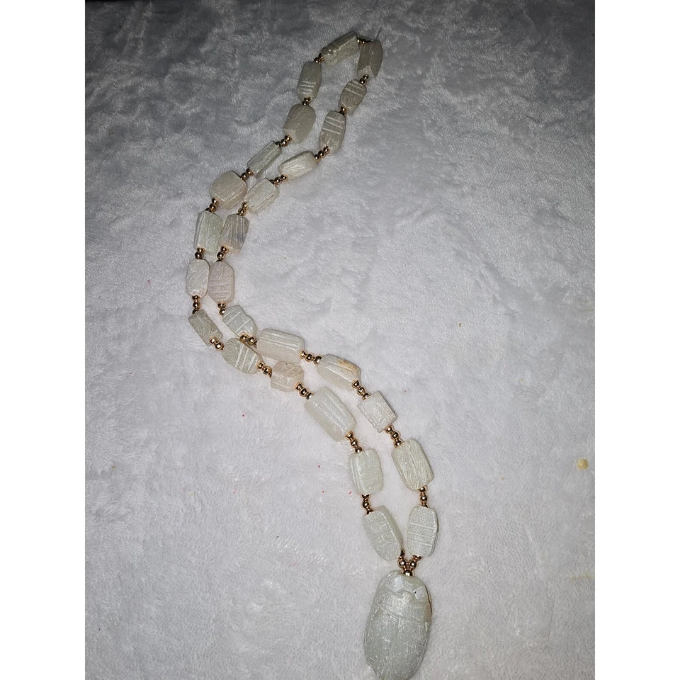 Collar de piedra egipcia tallada estilo antiguo colgante cuentas con acento dorado boho chic Foto 1 de 4