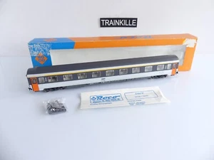 (3) 54236C ROCO HO VOITURE VOYAGEURS 1E CLASSE TYPE CORAIL 999-9 EUROFIMA - Foto 1 di 5