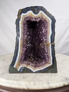 Gute Qualität große lila Amethyst Kathedrale geschliffen Geode Kristall tolle Farbe USA - Bild 1 von 15
