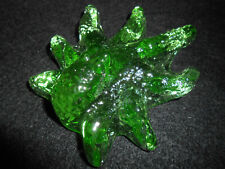 Green Vaseline glass Octopus ocean sea shell animal uranium paperweight / squid 