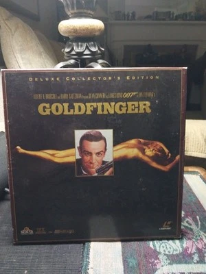 JAMES BOND 007 - GOLDFINGER - DELUXE COLLECTORS EDITION LASERDISC 3-DISC BOX SET - Image 1 of 4