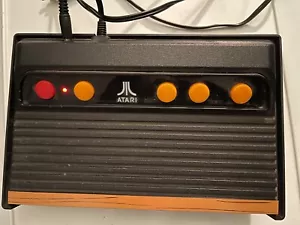 Vintage, Atari Flashback Spielkonsole mit 2 Controllern - Bild 1 von 5