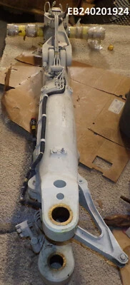 Conjunto de tren de aterrizaje neumático Fokker F27/F50 Oleo N.º de parte: 200752004 (EB240201924) Foto 1 de 4