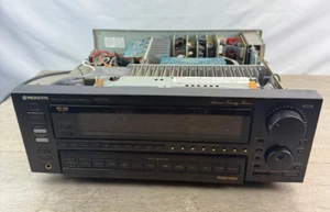 Pioneer VSX-D1S Audio Video Receiver (Parts/Repair) Powers ON - Picture 1 of 16