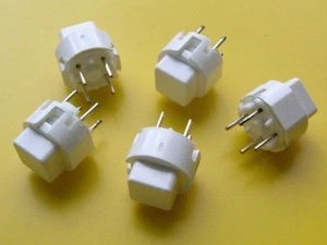 5 Stück ITT D6C00 Tact Switch SPST-NO 11,4x11,4mm, h=9,8mm (M3782) - Picture 1 of 2