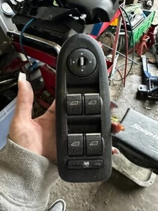 FORD KUGA MK1 WINDOW WING MIRROR SWITCH FRONT DRIVER SIDE - 8M5T14A132AC - Picture 1 of 3