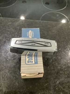 NOS Tailgate Window Handle 1965-1971 Ford Galaxie/Fairlane/Torino-Mercury Wagon - Image 1 of 4