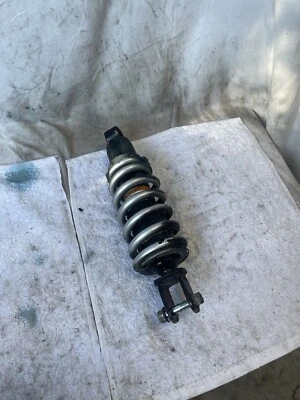 Amortiguador trasero suspensión 15 16 17 Yamaha FZ07 FZ 07 2015-2017  Foto 1 de 4