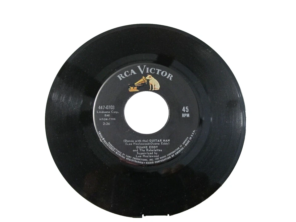 45 RECORD - DUANE EDDY - DANCE WITH THE GUITAR MAN - Image 1 of 1