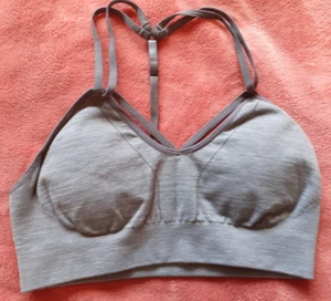 C87 Hardly worn SPORTS FITNESS Grey BRA TOP with removeable pads & central strap - Picture 1 of 3
