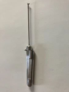 Perforadora de cesta giratoria Acufex 2,2 mm 90 grados instrumento artroscópico 010907 - Imagen 1 de 6