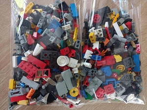 LEGO Vrac lot de 400gr pieces de finition (BOTBOTASTORE SHOP) - Picture 1 of 1
