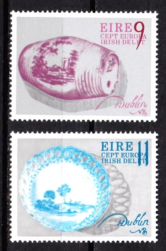 IRELAND #393-394 MNH IRISH DELFT POTTERY EUROPA CEPT 1976 - Image 1 of 1
