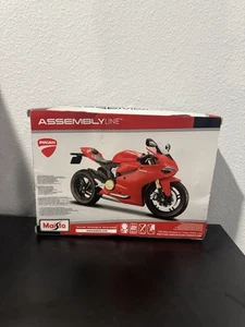 New Maisto 1:12 Ducati 1199 Panigale Assembly Line Die Cast Metal Model Kit  - Picture 1 of 2