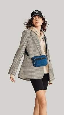 Bandolera pequeña de nailon para cámara Botkier Cooper en verde azulado - nueva en paquete (sellada) Foto 1 de 4