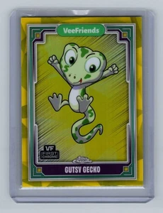 2025 Topps Chrome VeeFriends Gutsy Gecko refractor amarillo #36 - Imagen 1 de 2