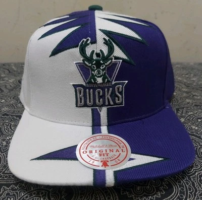 Gorra Milwaukee Bucks Mitchell Ness Shockwave ajustable Snapback NBA púrpura Foto 1 de 4