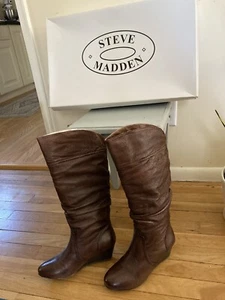 Steve Madden Brown Leather Wedge Heel Boots 7.5M NIB - Picture 1 of 7
