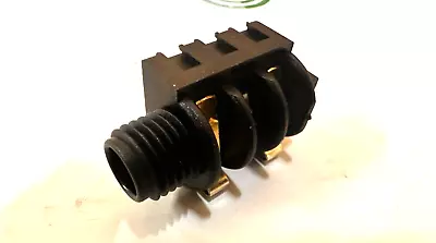 Lote de Veinte Neutrik NMJ2HF-S 1/4" Montaje en Panel Conmutado Mono Jack - Pestañas de Soldadura Foto 1 de 4