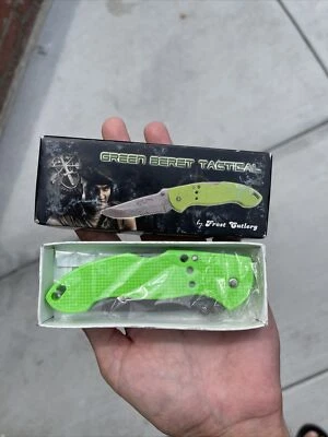 NUEVO CUCHILLO PLEGABLE TACTICAL BOINA VERDE 5 pulgadas cerrado BONITO CUCHILLO DE BOLSILLO Foto 1 de 2