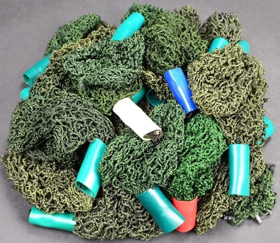 DDR NVA MdI Konvolut 30 Stück Tarnnetz Stahlhelm mit Haken Depotbestand 9301 - Bild 1 von 4