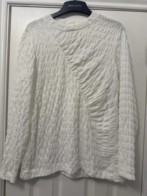 Top Next blanco arrugado manga larga talla 18 Foto 1 de 4