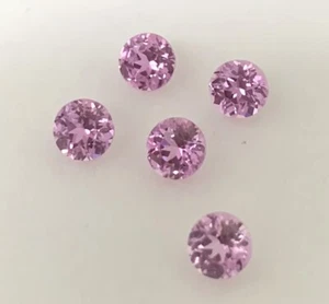SET DI 5 PEZZI. OTTIMO TAGLIO A MANO TONDO 4 MM. CORINDONE DA LABORATORIO ZAFFIRO ROSA DOLCE - Foto 1 di 4