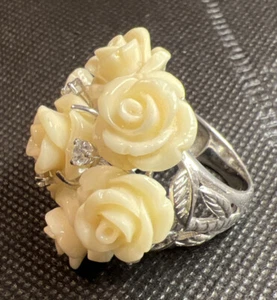 Rarities sterling silver carved coral and white zircon rose bouquet ring - Picture 1 of 16