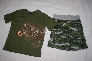 Boys Outfit ARMY GREEN S/S T-SHIRT Raised Bumps LIZARD Knit Camo Shorts M / 7 - Picture 1 of 2