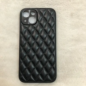 For iPhone 13 Black Soft Cushion Back Rubber Case - Photo 1 sur 5