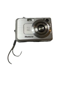 Casio EXILIM ZOOM EX-Z750 7.2MP Digital Camera - Silver Untested Parts - Picture 1 of 5