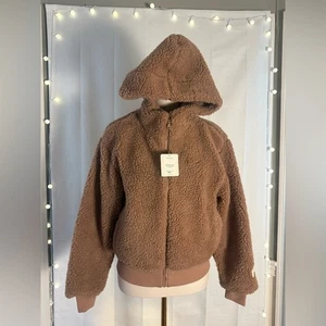 Neu mit Etikett Fabletics Summit Sherpa Teddyjacke braun Kapuze Reißverschluss Small - Bild 1 von 9
