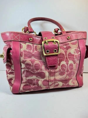 Bolso de Mano Coach RARO Vintage Rosa Chenilla Con Pin Mariposa, Cuero y Pitón, Usado en Excelente Condición Foto 1 de 4