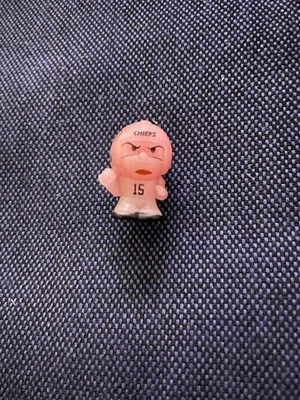 Figura RARA Teenymates NFL Series-8 Chiefs Patrick Mahomes Rosa BRILLA EN LA OSCURIDAD Foto 1 de 3