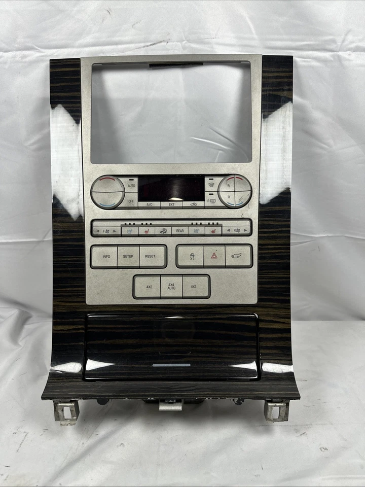 Panel bisel envolvente/control de clima/radio Lincoln Navigator 07-10 probado por fabricante de equipos originales Foto 1 de 4
